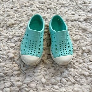 Baby Native Teal & White Water Shoes Size C7